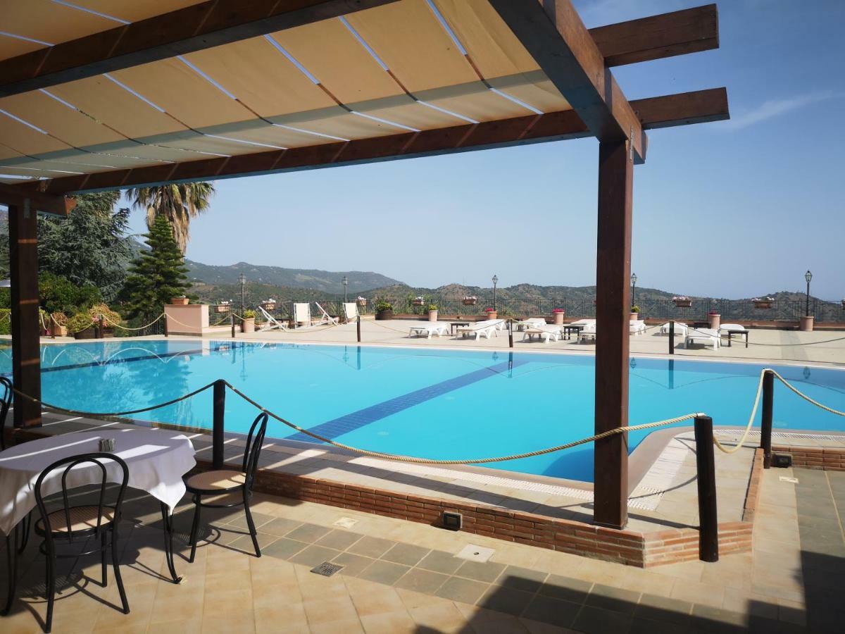 Relais Abbazia Santa Anastasia Resort & Winery Castelbuono  Εξωτερικό φωτογραφία